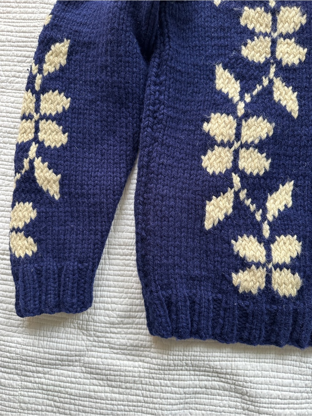 Vintage Navy Blue Floral Chunky Knit Zip-Front Women's Sweater Jacket Cardigan - Picture 7 of 10
